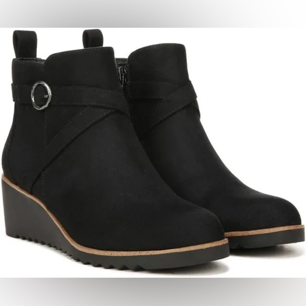 NIB Life Stride Ankle Boots